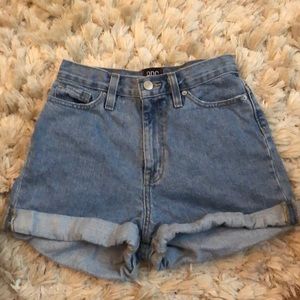 high waisted mom shorts from urban outfitters